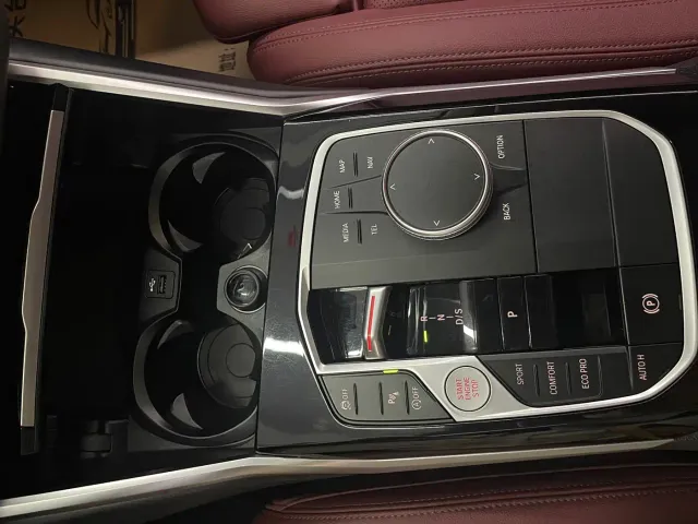 BMW 3 Series — Фото автомобиля 9