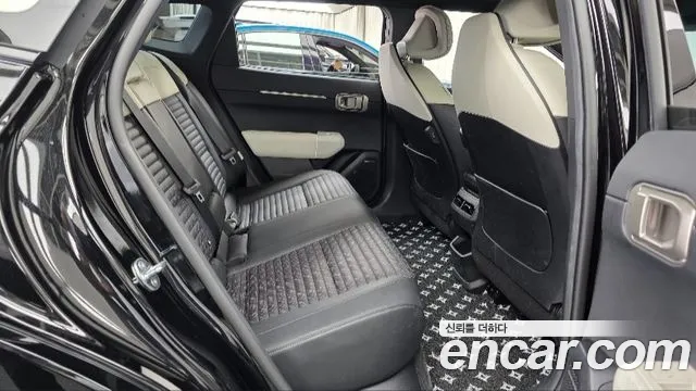 Kia EV4 — Фото автомобиля 11