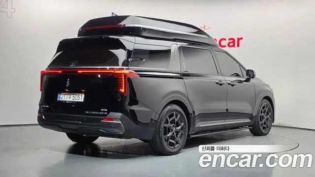 Kia Carnival 4th Gen — Фото автомобиля 2