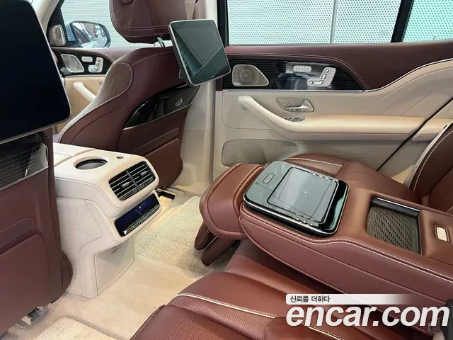 Mercedes-Benz GLS-Class — Фото автомобиля 10