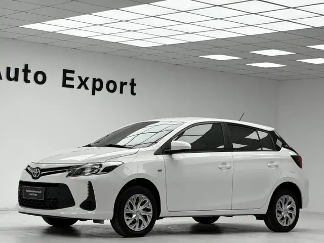Toyota Vios FS — Фото автомобиля 4