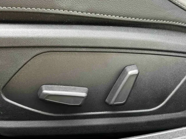 Hyundai Elantra — Фото автомобиля 16