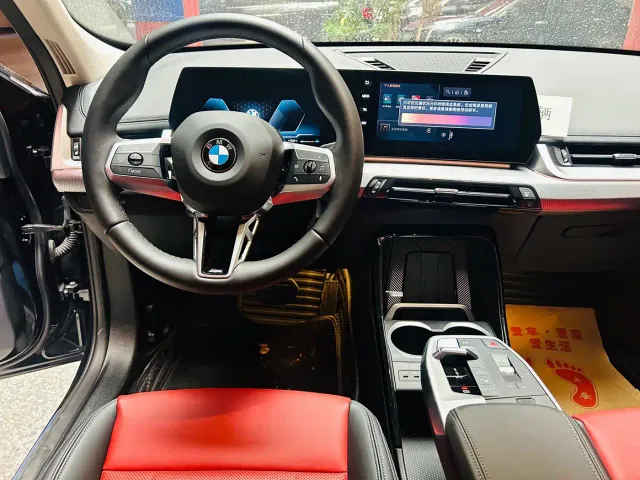 BMW X1 — Фото автомобиля 10