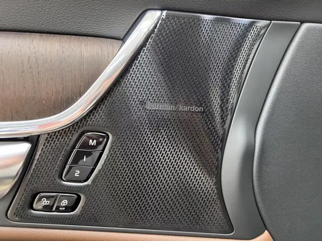 Volvo S90 — Фото автомобиля 7
