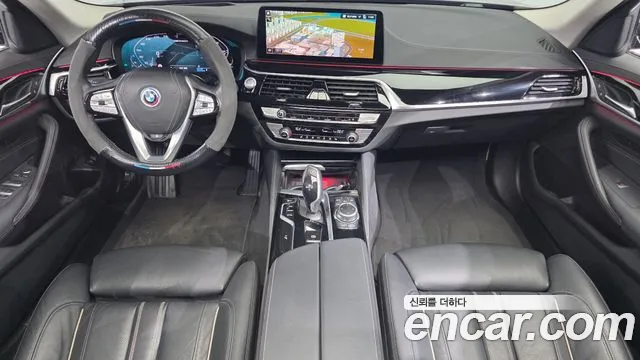 BMW 5-Series — Фото автомобиля 6