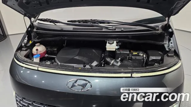 Hyundai Staria — Фото автомобиля 9