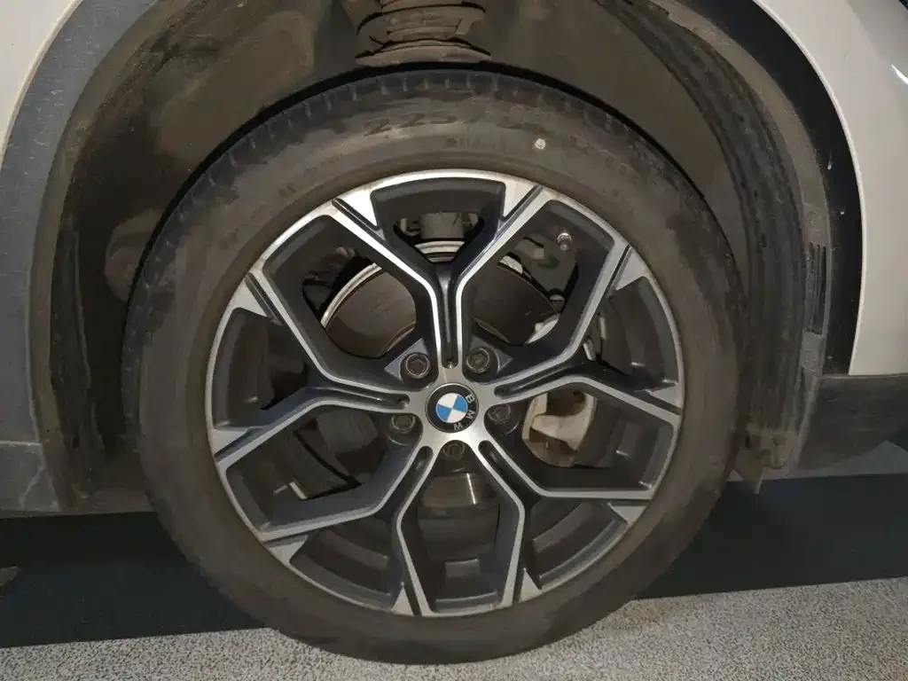BMW BMW X1 2022 sDrive20Li Premium — Фото автомобиля 24