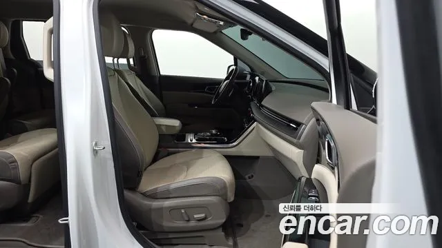 Kia Canival Carnival 4 поколение Дизель 7 мест Noblesse — Фото автомобиля 11