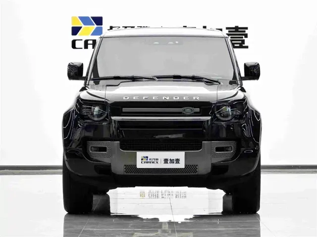 Land Rover Defender — Фото автомобиля 2