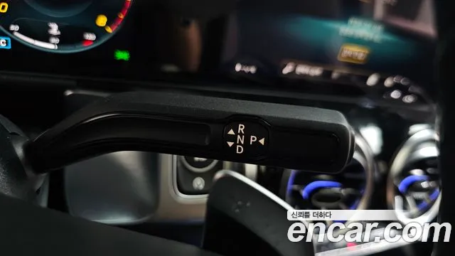 Mercedes-Benz GLB-Class — Фото автомобиля 9