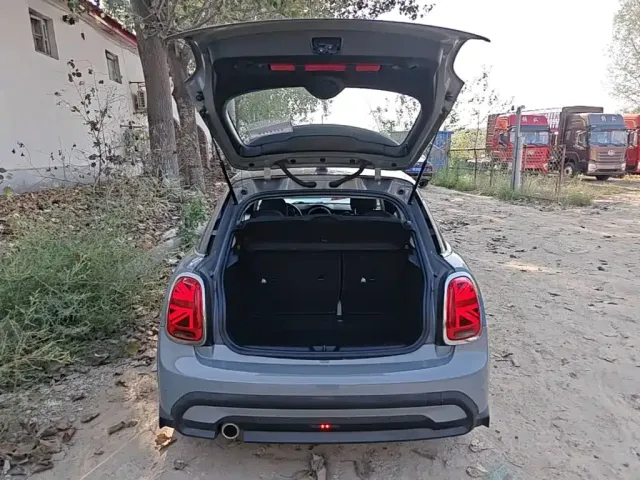 MINI Hatch — Фото автомобиля 18
