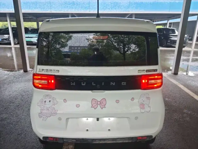 Wuling Hongguang Mini EV — Фото автомобиля 5