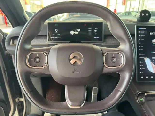 Nio EC7 — Фото автомобиля 11