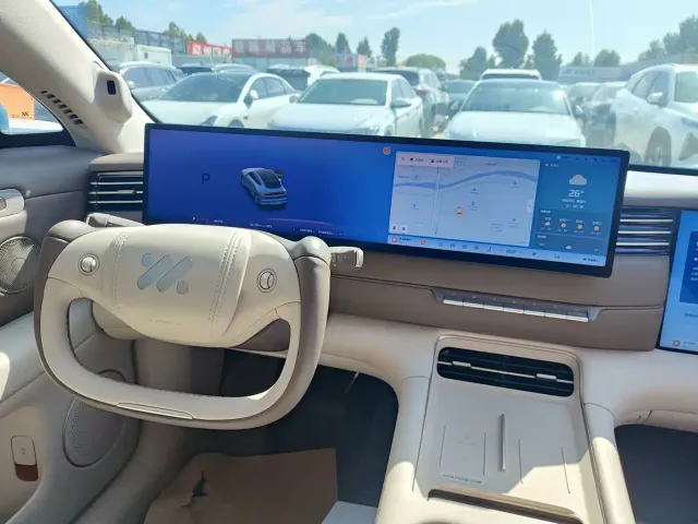 IM Motors LS6 — Фото автомобиля 11