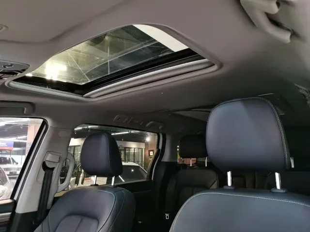 GAC Trumpchi M8 — Фото автомобиля 12