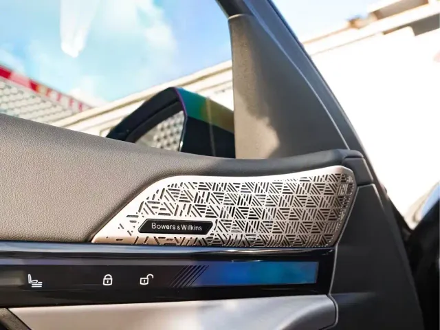 BMW 5 Series — Фото автомобиля 26