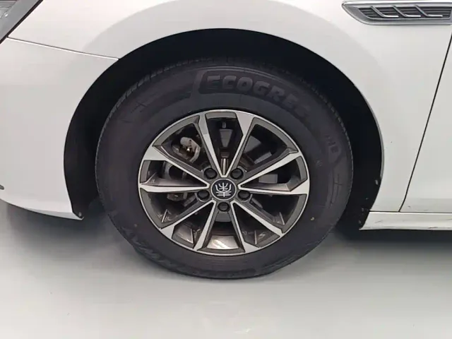 BYD Qin PLUS — Фото автомобиля 22