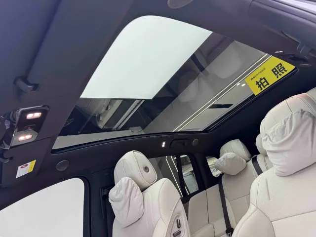 Li Auto i6 — Фото автомобиля 12