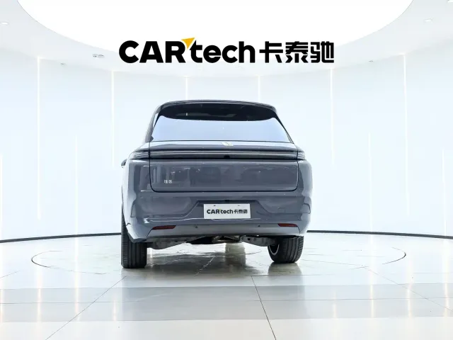 Li Auto L8 — Фото автомобиля 11