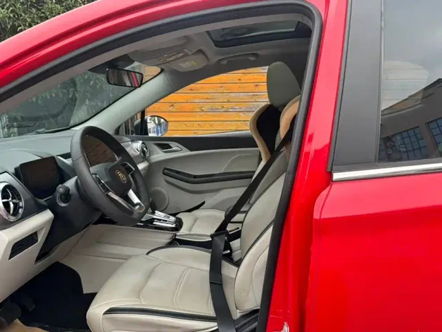 BYD Yuan Pro — Фото автомобиля 9