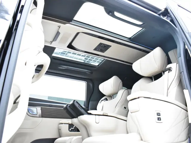 Toyota Alphard — Фото автомобиля 19