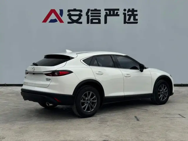 Mazda CX-4 — Фото автомобиля 4