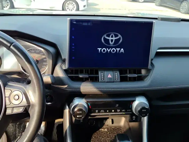 Toyota Wildlander — Фото автомобиля 13