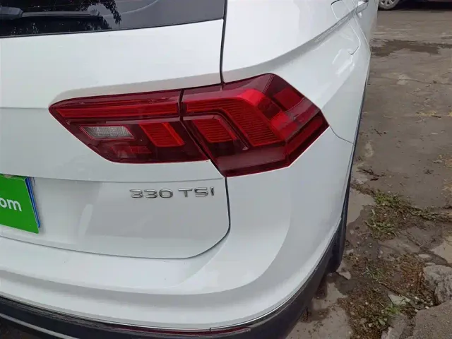 Volkswagen Tiguan L — Фото автомобиля 23