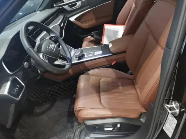 Audi A6L — Фото автомобиля 19