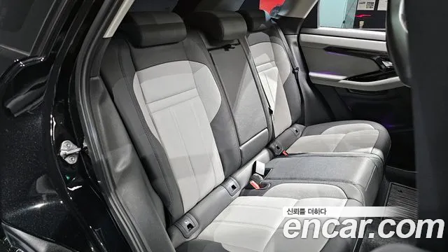 Land Rover Range Rover Evoque Range Rover Evoque 2 поколение P250 Dynamic SE — Фото автомобиля 12