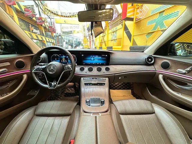 Mercedes-Benz E-Class — Фото автомобиля 5