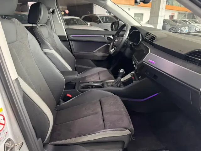Audi Q3 — Фото автомобиля 10
