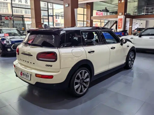 MINI Clubman — Фото автомобиля 5