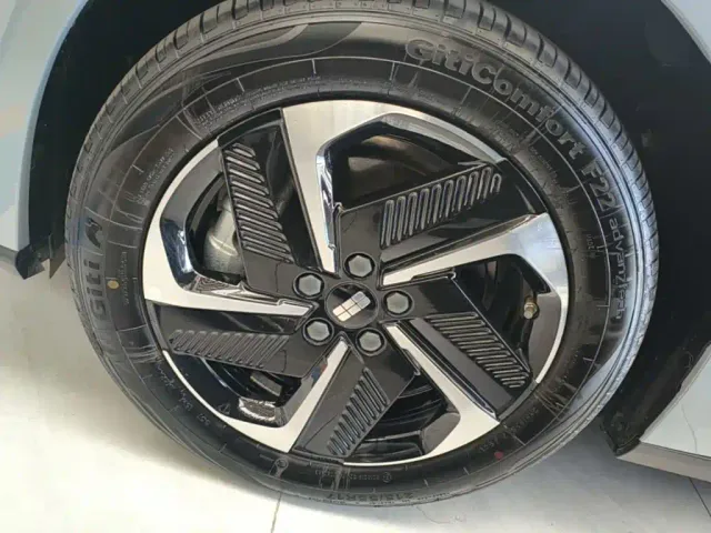 Geely Galaxy L6 — Фото автомобиля 22