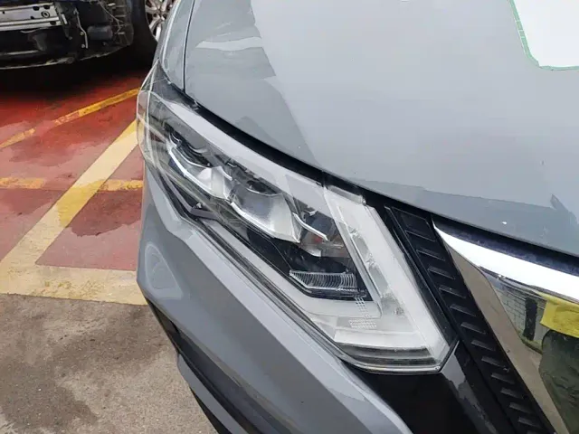 Nissan X-Trail — Фото автомобиля 10