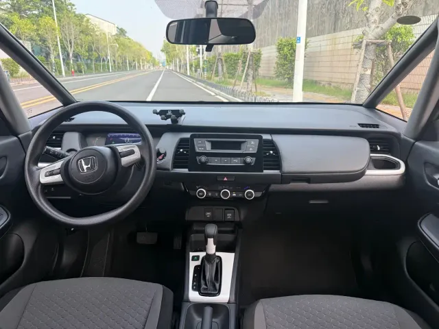 Honda Fit — Фото автомобиля 6