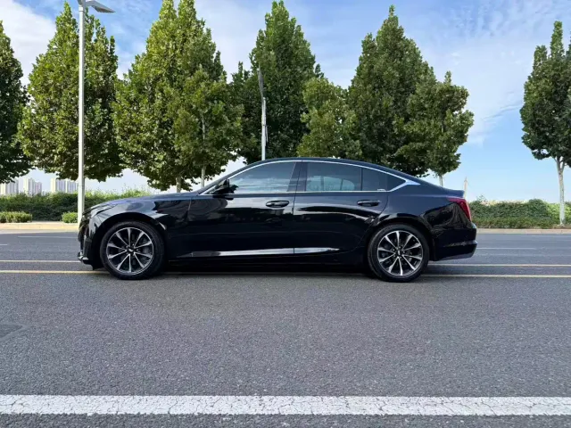Cadillac CT5 — Фото автомобиля 4