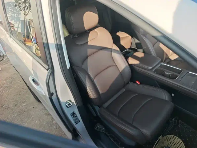 Wuling Starlight 730 — Фото автомобиля 24