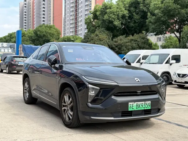 Nio EC6 — Фото автомобиля 3