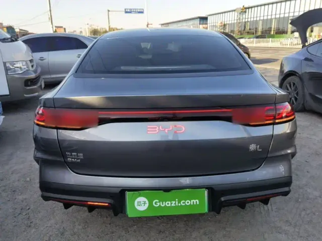 BYD Qin L — Фото автомобиля 5