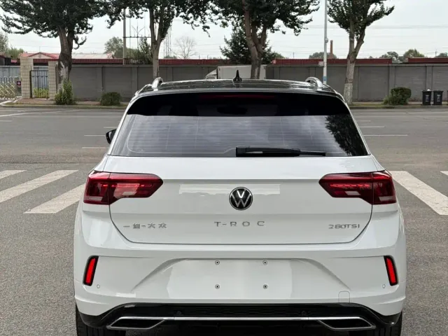 Volkswagen T-Roc — Фото автомобиля 5