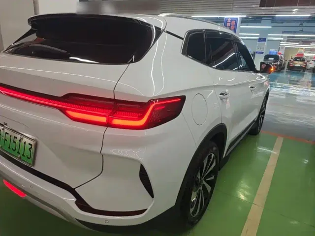 BYD Song PLUS — Фото автомобиля 7
