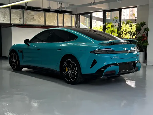 Xiaomi SU7 — Фото автомобиля 13