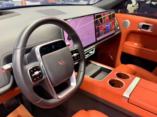 Li Auto L7 — Фото автомобиля 4