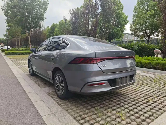 BYD Qin PLUS — Фото автомобиля 8