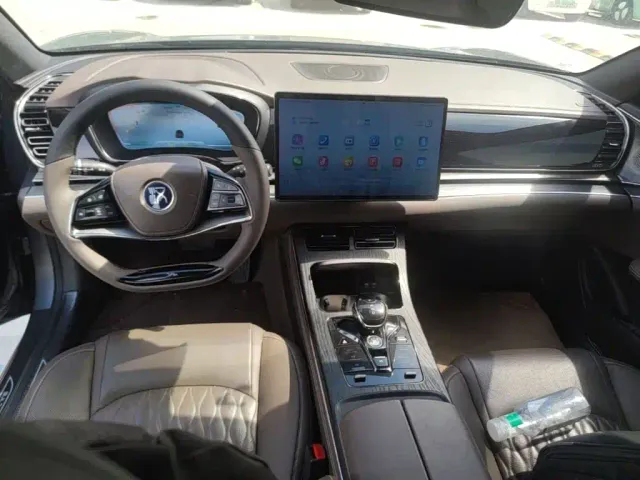BYD Han — Фото автомобиля 9