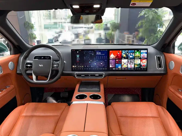Li Auto L9 — Фото автомобиля 3