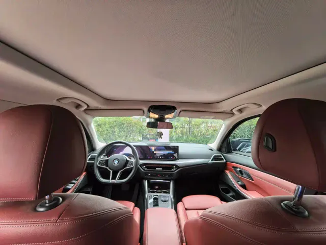 BMW 3 Series — Фото автомобиля 15