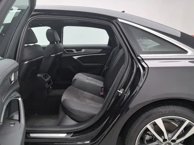 Audi A6L — Фото автомобиля 15