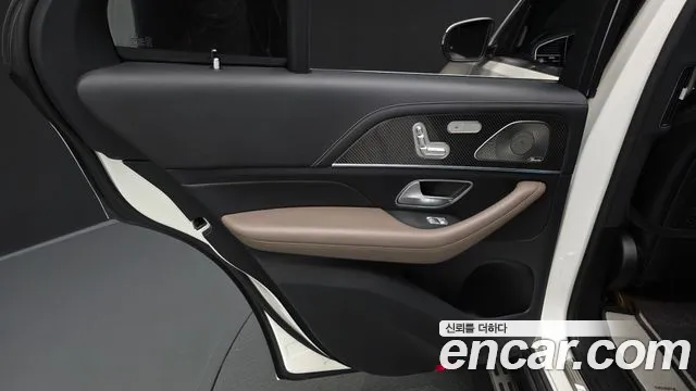 Mercedes-Benz GLE-Class — Фото автомобиля 25